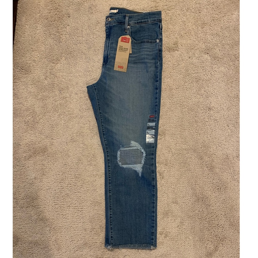 Levi’s 724 High Rise Straight Crop